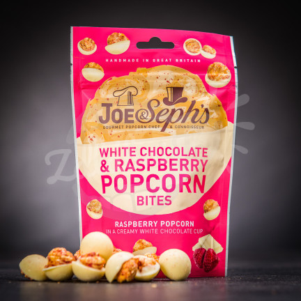 Luxusní malinový popcorn Joe & Seph's obalený v bílé čokoládě 63 g
